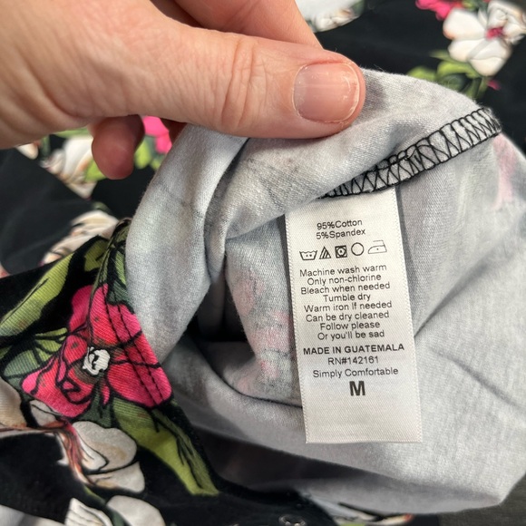 LuLaRoe Nova bodysuit size medium - Picture 8 of 8
